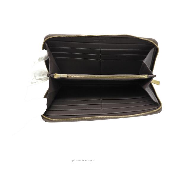 🔴 Celine Multifunction Zip Wallet - Grey/Black - Picture 8 of 9